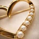 Silk Jewels Gold Heart Pearl Brooch Pin - Image 3