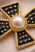 Silk Jewels Elegant Gold Brooch Pin - Image 5